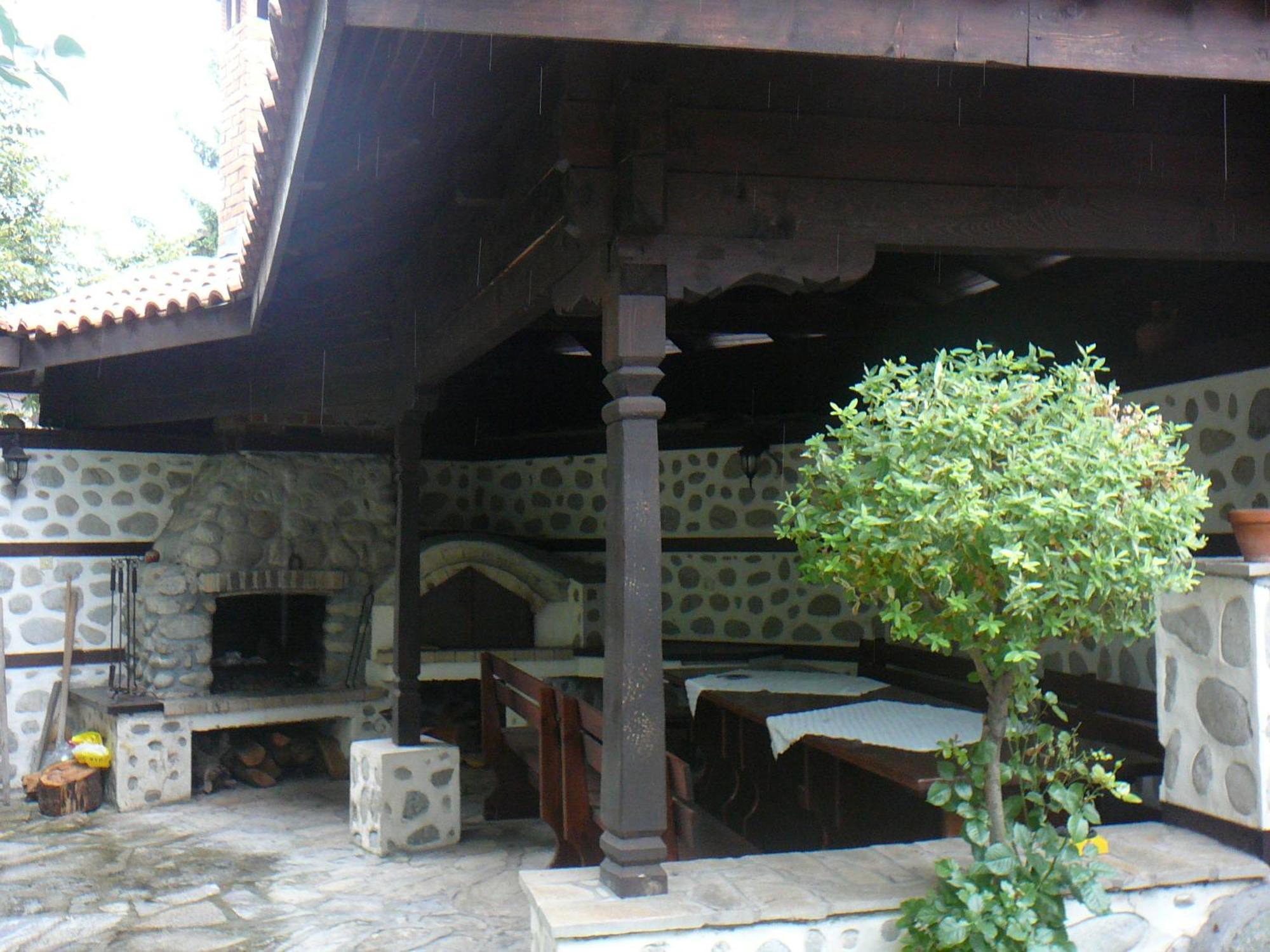 Къща За Гости Типик Bansko Ngoại thất bức ảnh